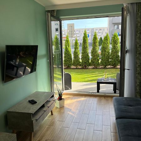2 Tyskie Apartamenty z ogródkiem NETFLIX Tychy Exterior foto