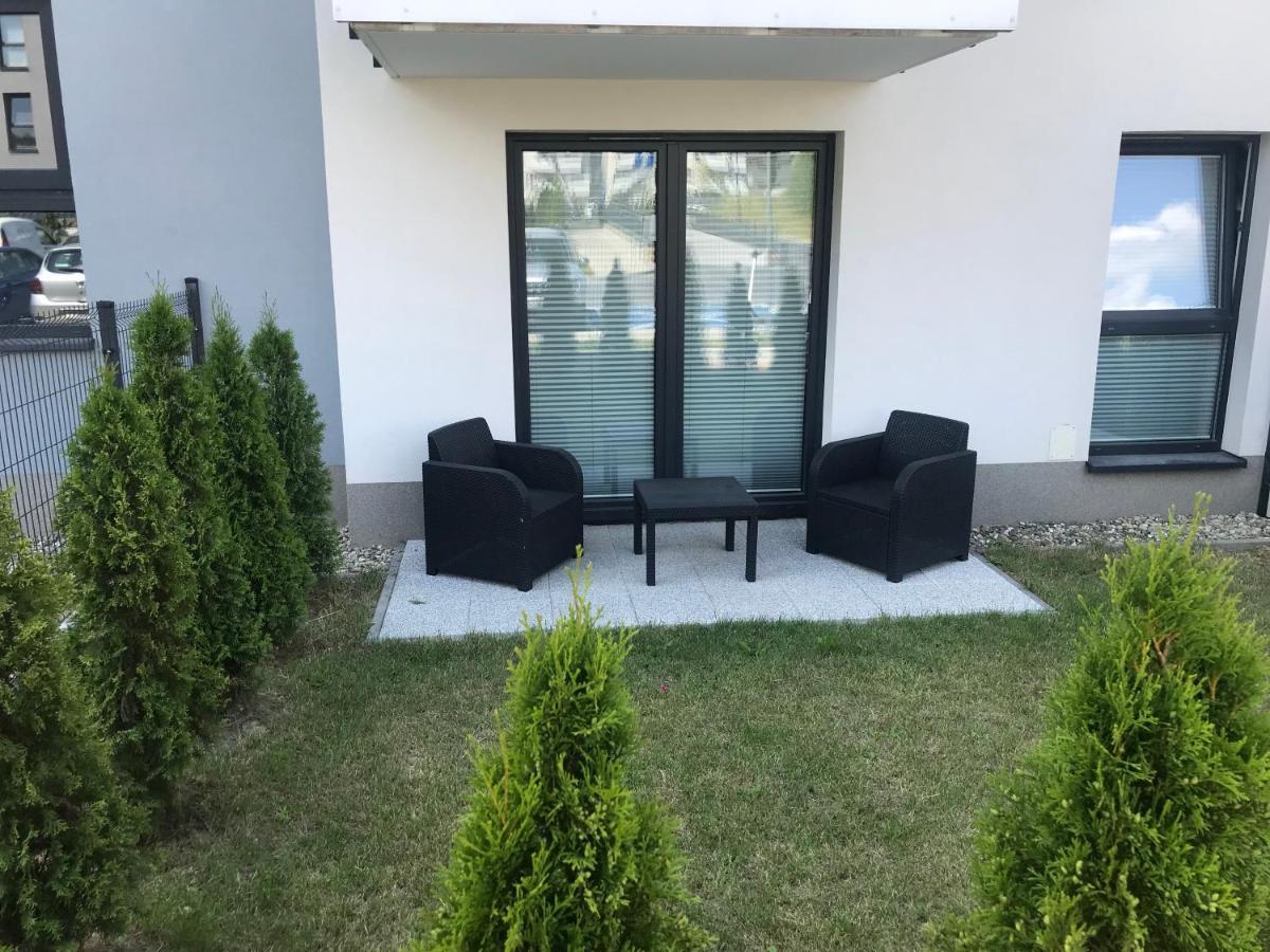 2 Tyskie Apartamenty z ogródkiem NETFLIX Tychy Exterior foto