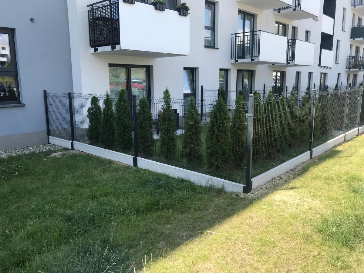 2 Tyskie Apartamenty z ogródkiem NETFLIX Tychy Exterior foto